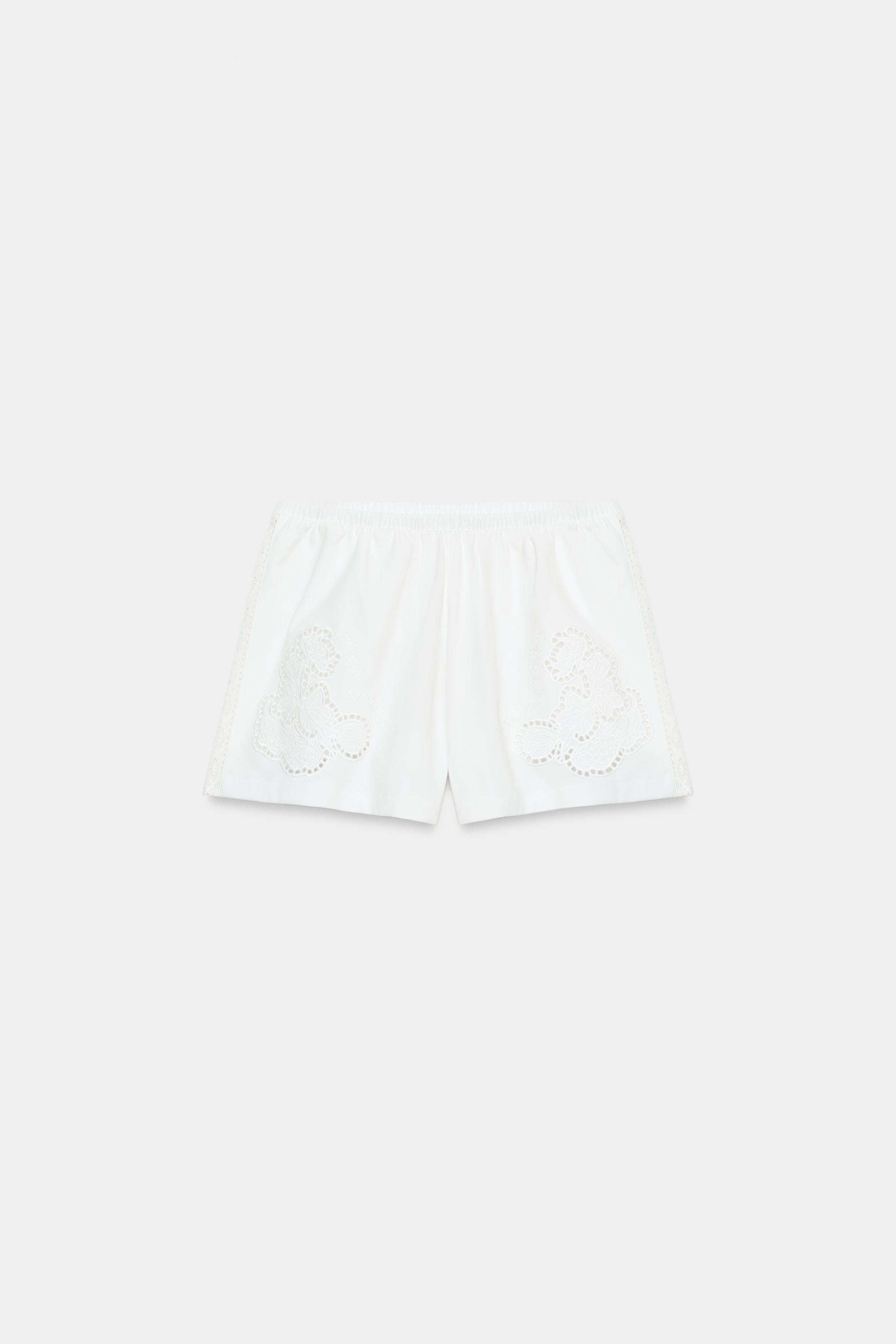 EMBROIDERED SHORTS